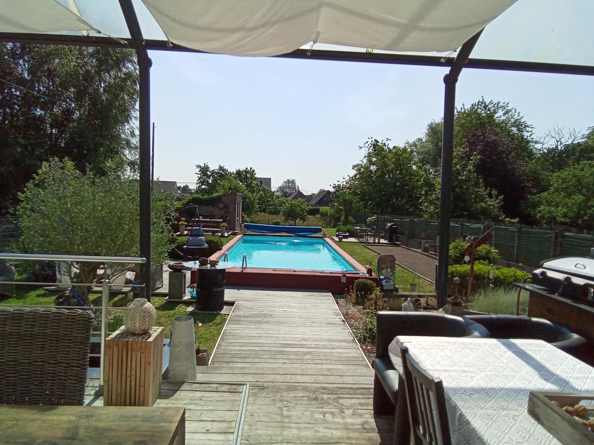 On Dirait Le Sud Hotel Chievres Buitenkant foto